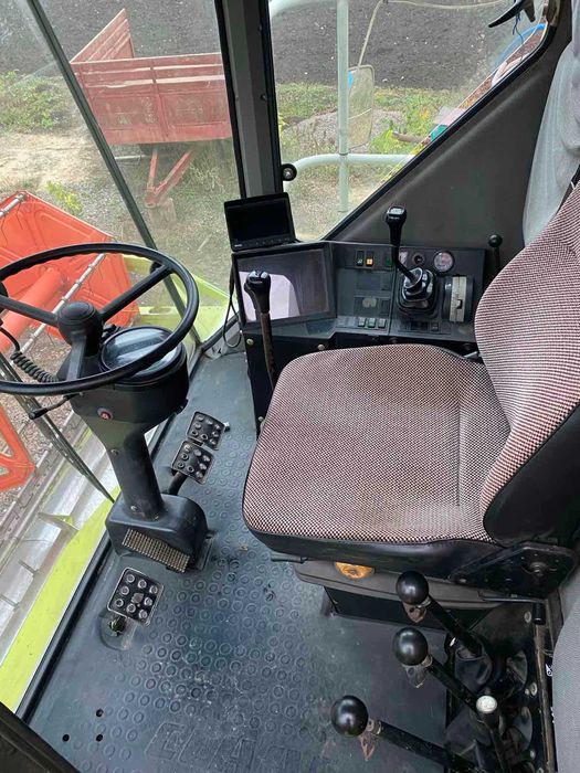 Комбайн Claas Dominator 88S