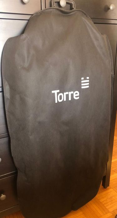 Fato castanho com colete e gravata marca Torre