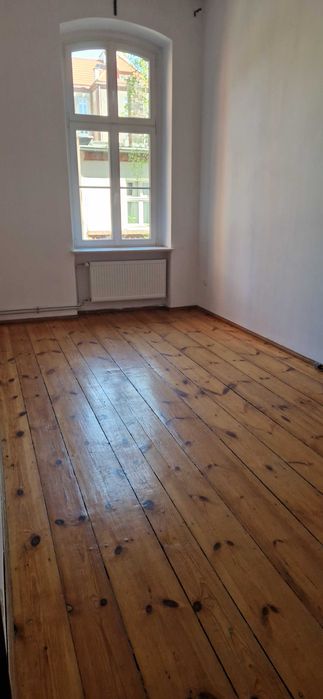 Lokal użytkowy na biuro, kancelarię lub pracownię w Toruniu.