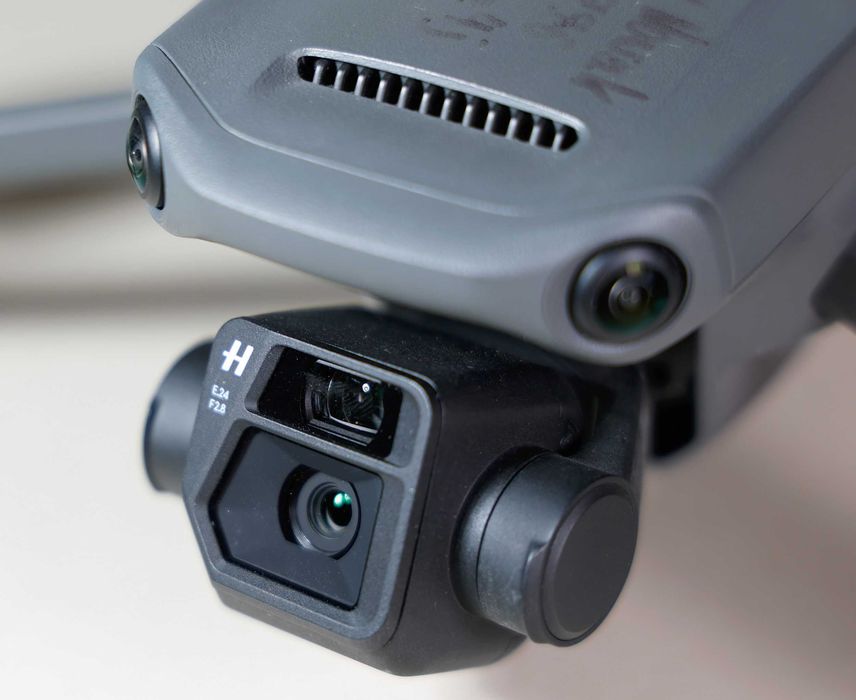 dron DJI MAVIC 3
