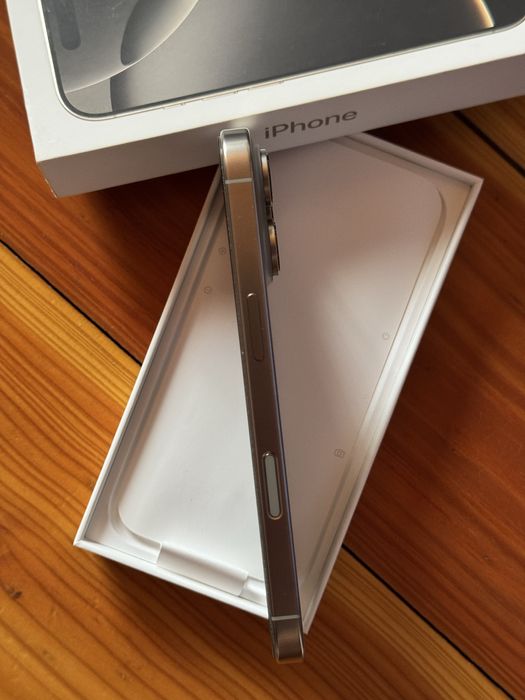 iPhone 16 Pro 256GB Natural Titanium ідеальний стан