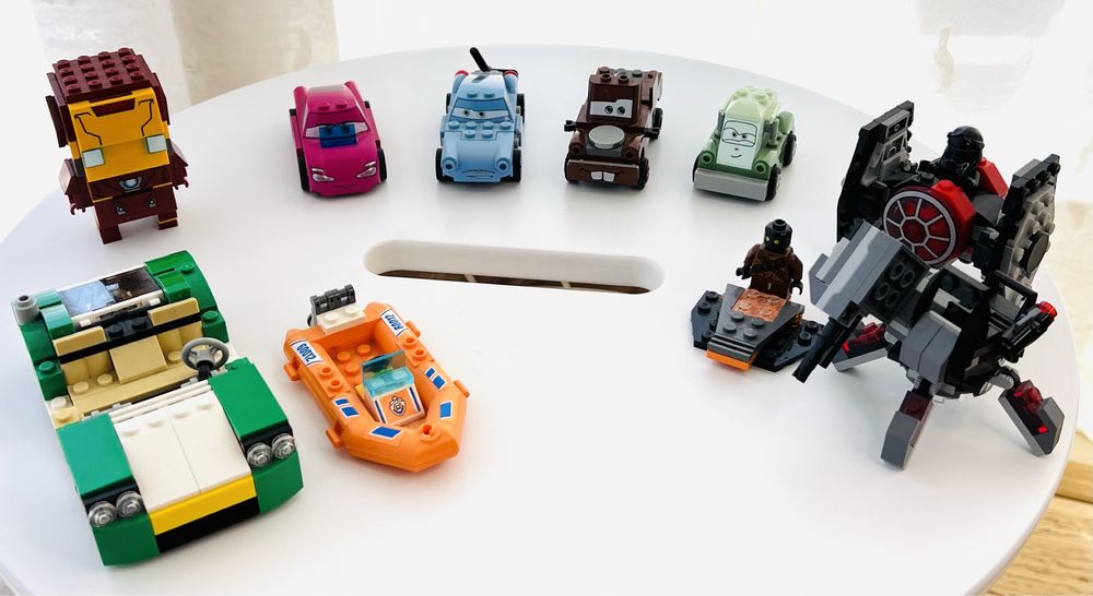 Conjunto Lego Cars + Barco da Policia + carro