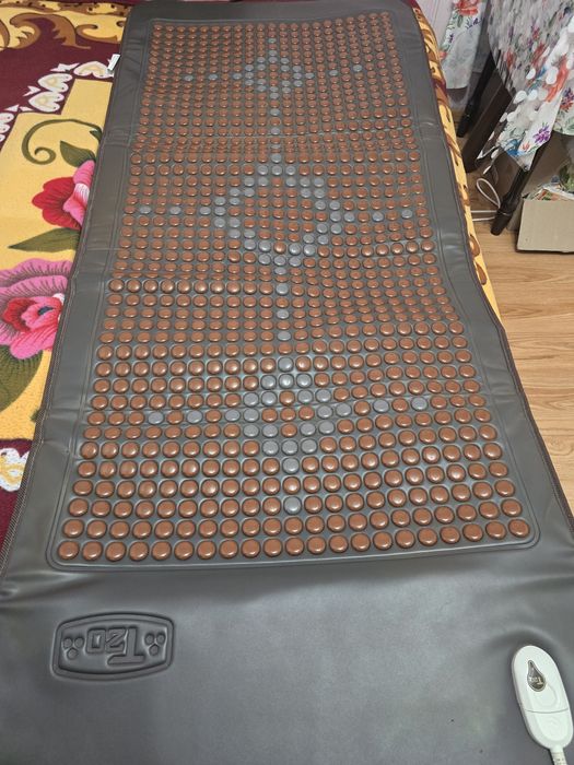 Термальний килим-матрац з наноалмазним турмаліном.