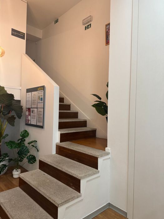 Alugo mezanino dentro de estúdio de Pilates