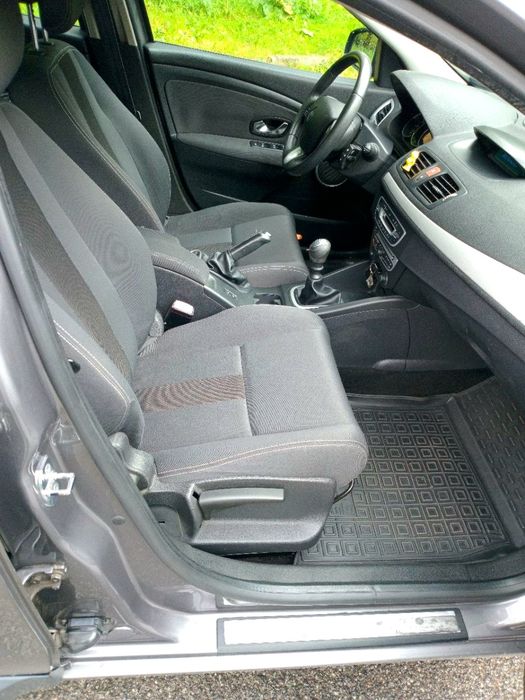 Renault Megane 3 універсал 1,5 дизель 110 сил сірий / Рено Меган