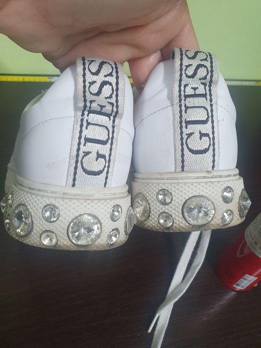 Buty Guess oryginalne 38