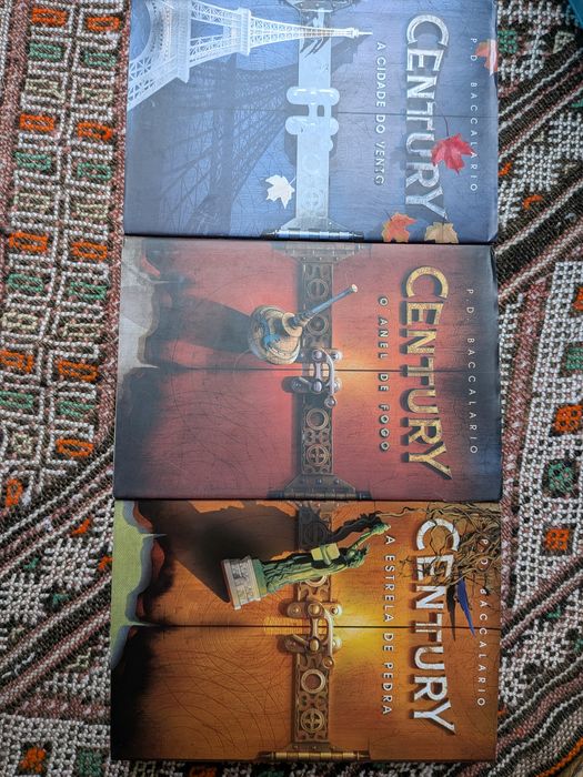 Livros Century de P.D. Baccalario