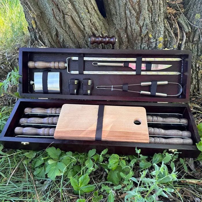 Набори шампурів у дерев’яному кейсі,  подарунок чоловіку на Новий Рік