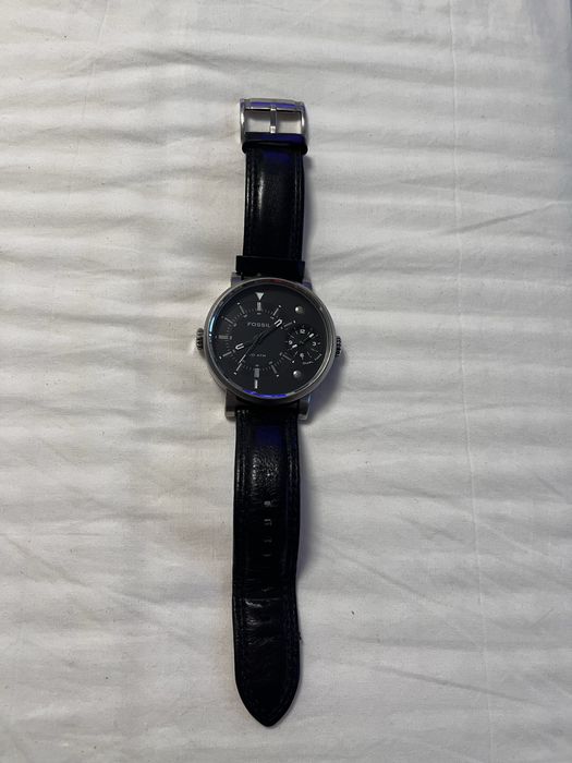 Piękny zegarek męski Dual time , Fossil, szerokość koperty 51 mm