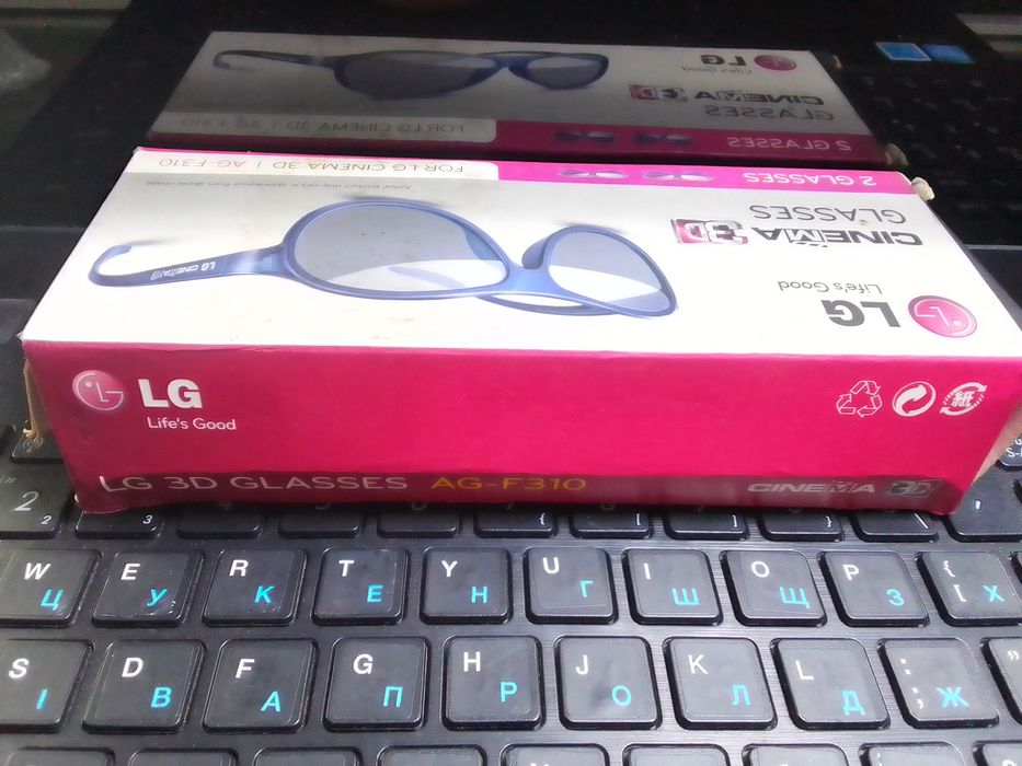 3D очки LG AG-F310