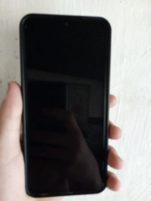 Продам редмі 9 в хорошому стані