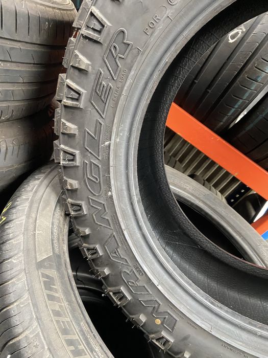 1 pneus 255/60 R 20 Gooyear novo!