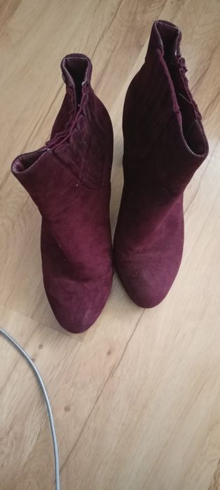 Bordowe botki na słupku  big star