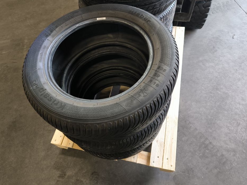 Sprzedam Opony zimowe 16 kleber 205/60