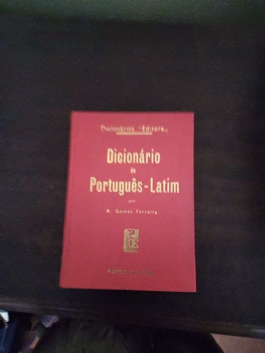 Dicionário Português- Latim