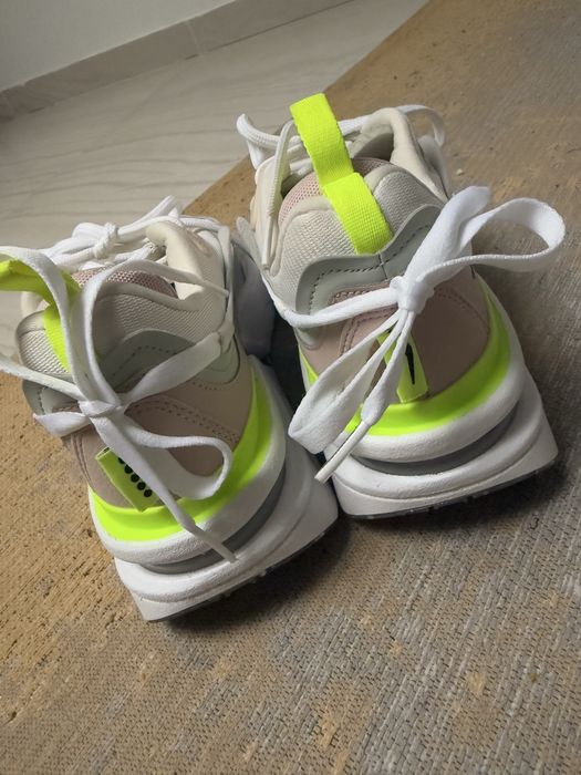 Nike Air Max Furyosa жіночі кросівки