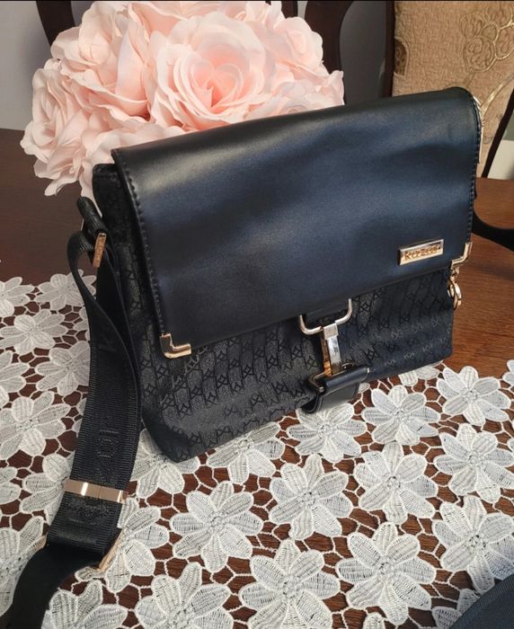 Listonoszka kazar czarna