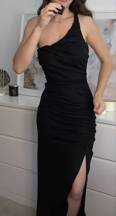 Sukienka Zara lniana viskoza na jedno ramię długa taliowana