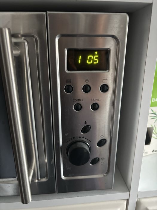 Microondas com Grill Bluesky em Inox