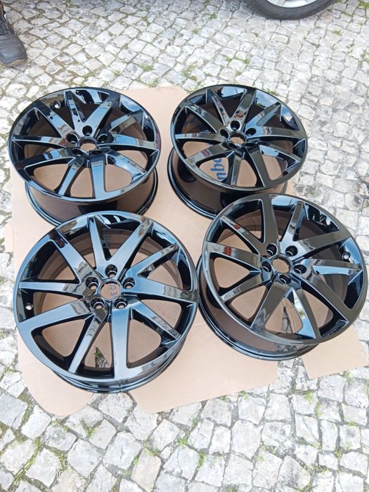 Jantes pretas de origem Seat Ibiza FR. Não tem pneus.-17 5x100