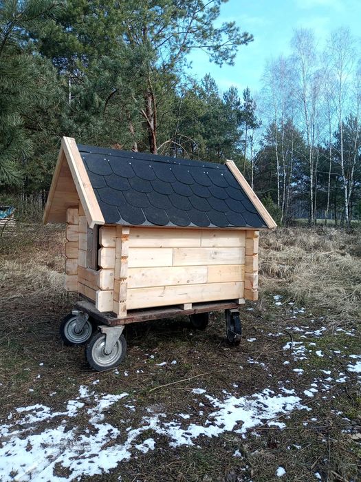 Buda  dla psa owczarek ocieplana