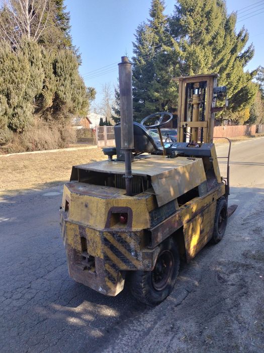 Wózek widłowy GPW 2504