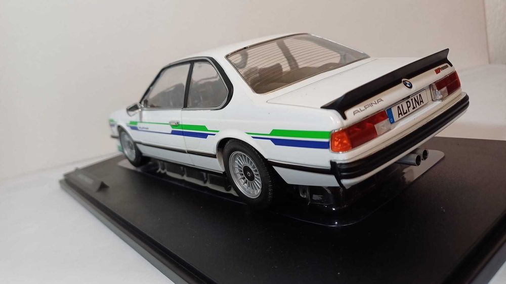 1/18 BMW E24 Alpina B7 Turbo - Solido