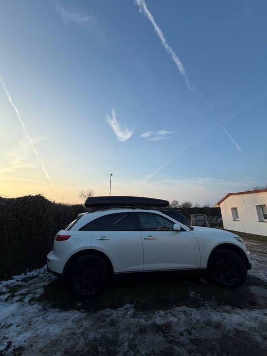 Sprzedam-zamienię Infiniti fx35 2005rok