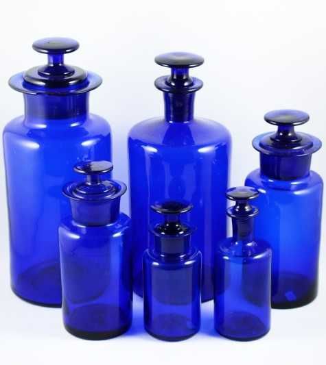 Frascos de farmácia antigos azul cobalto