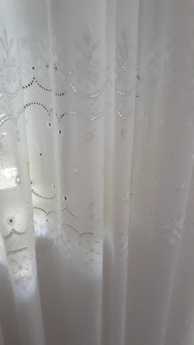 Cortinados em excelente estado - Baixa de preço. NOVO PREÇO 70 euros