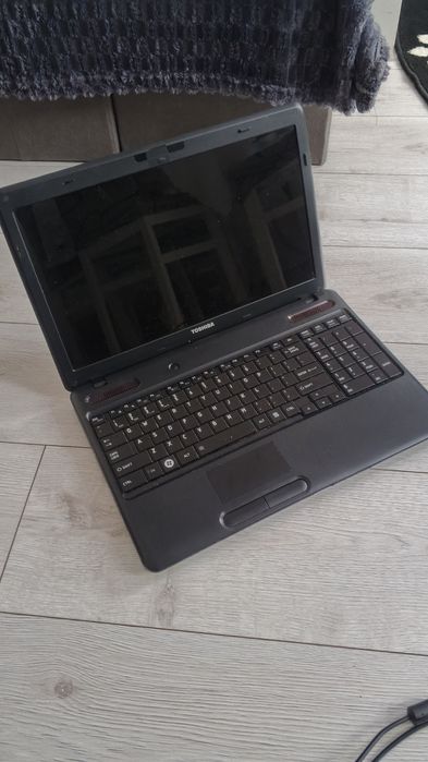 Laptop Toshiba bez dysku