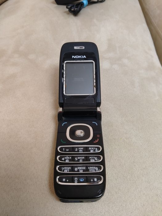 Телефон Nokia 6060 кнопочный Нокиа