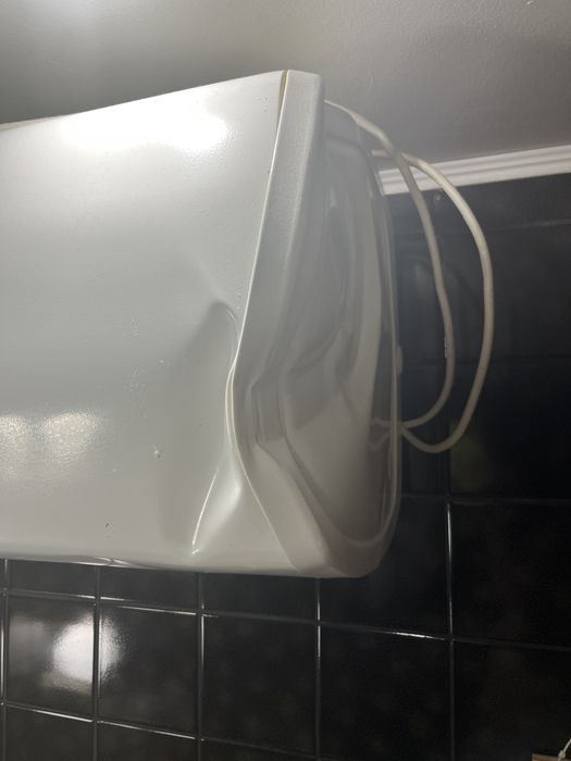 Бойлер на ремонт ELECTROLUX EWH SL