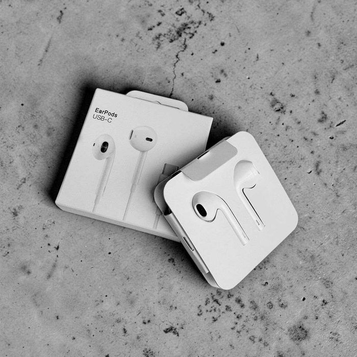 Дротові навушники EarPods (Type C / Lightning)