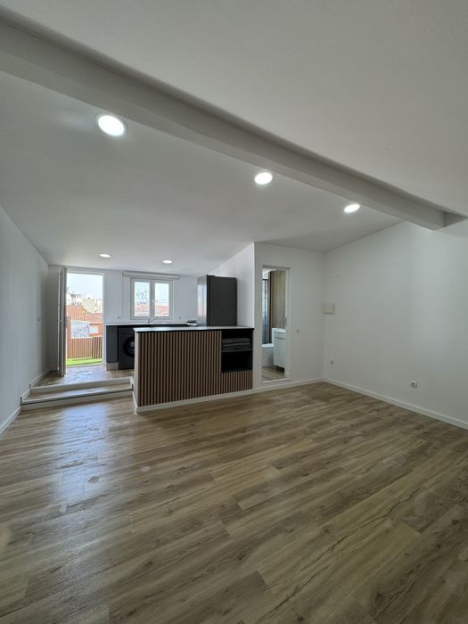 Estudio/T0 Ilhavo com Agua e Luz incluidas