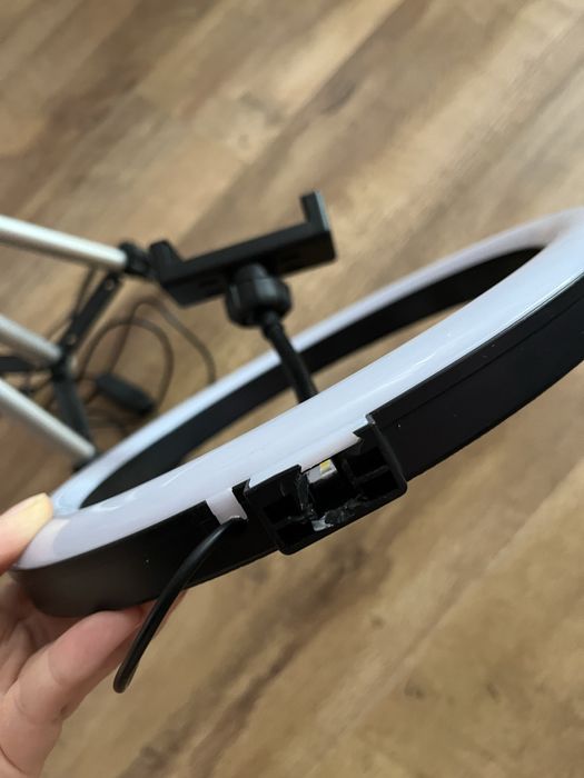 кільцева лампа для телефона