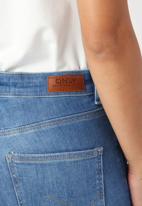 Jeansy niebieskie rurki Ann Only L