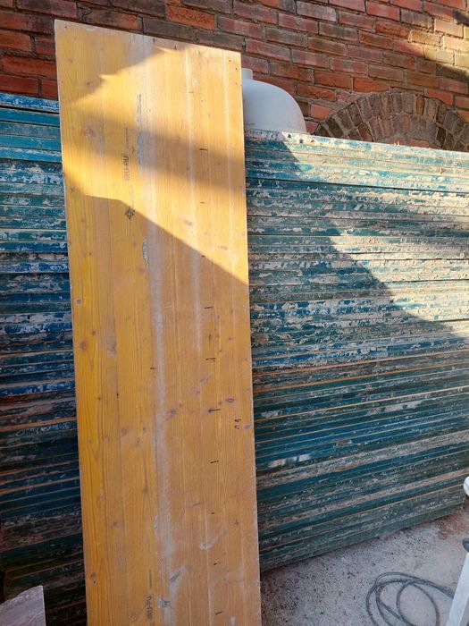 Aluguer Paineis tricapa tipo doka 2.00x 0.5m cofragem