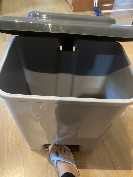 Balde do lixo com pedal