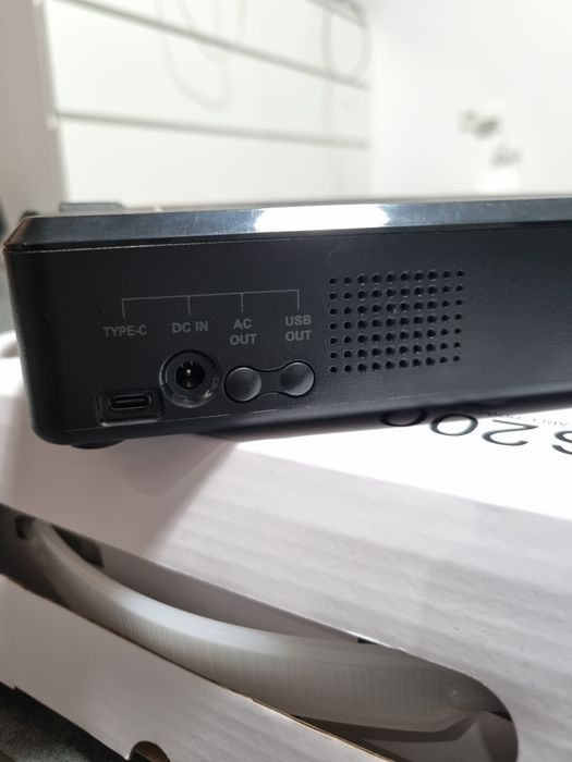 Портативна зарядна станція AllPowers S200