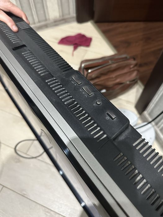 Продам телевизор Sharp LCD Colour tv
