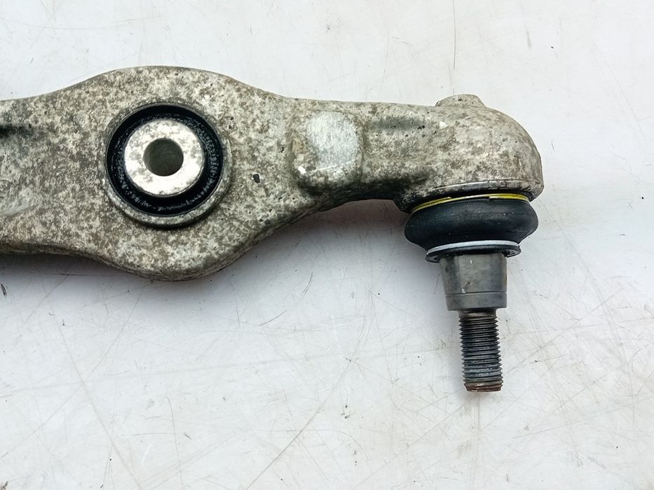 Braço de suspensão frente direito AUDI A6 Allroad (4FH, C6)