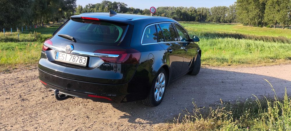 Opel Insignia A Sports Tourer 1.6CDTi 2015 rok