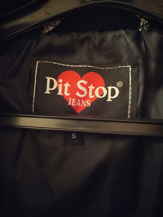 Курточка женская р.42