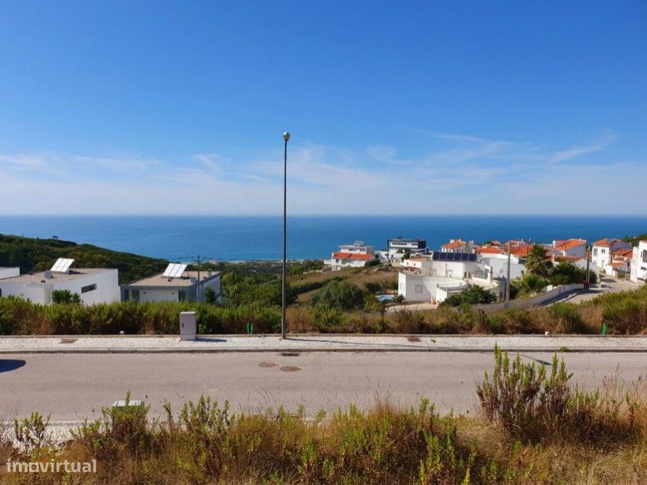 Lotes com vista deslumbrante sobre o Oceano Atlântico