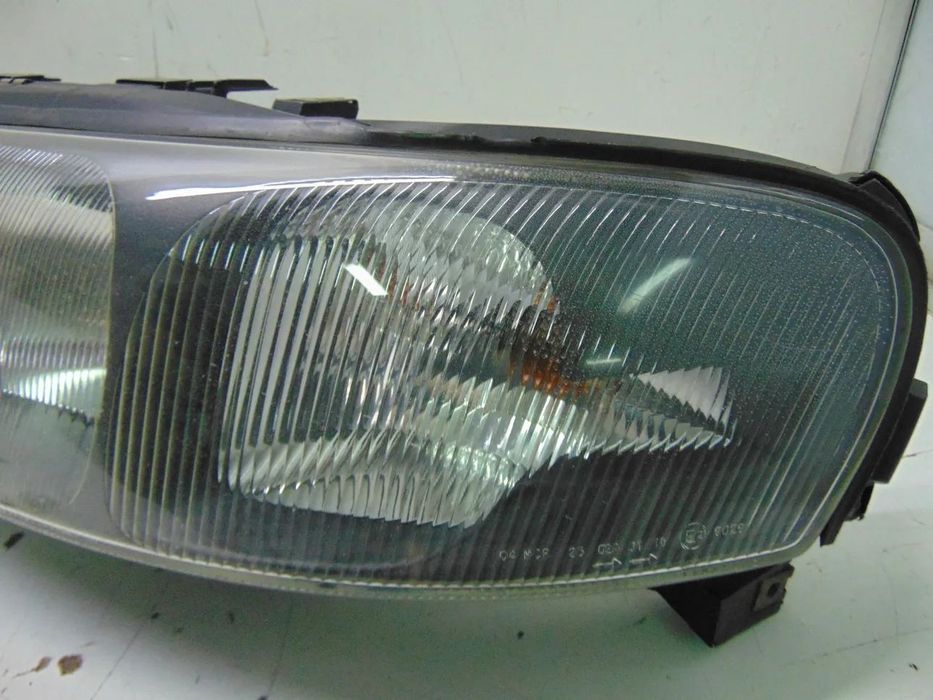 Volvo S70 ou V 70 faróis