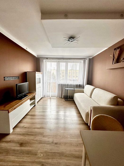 Ładne i odświeżone 2 pokojowe  mieszkanie w Rudzie Śląskiej