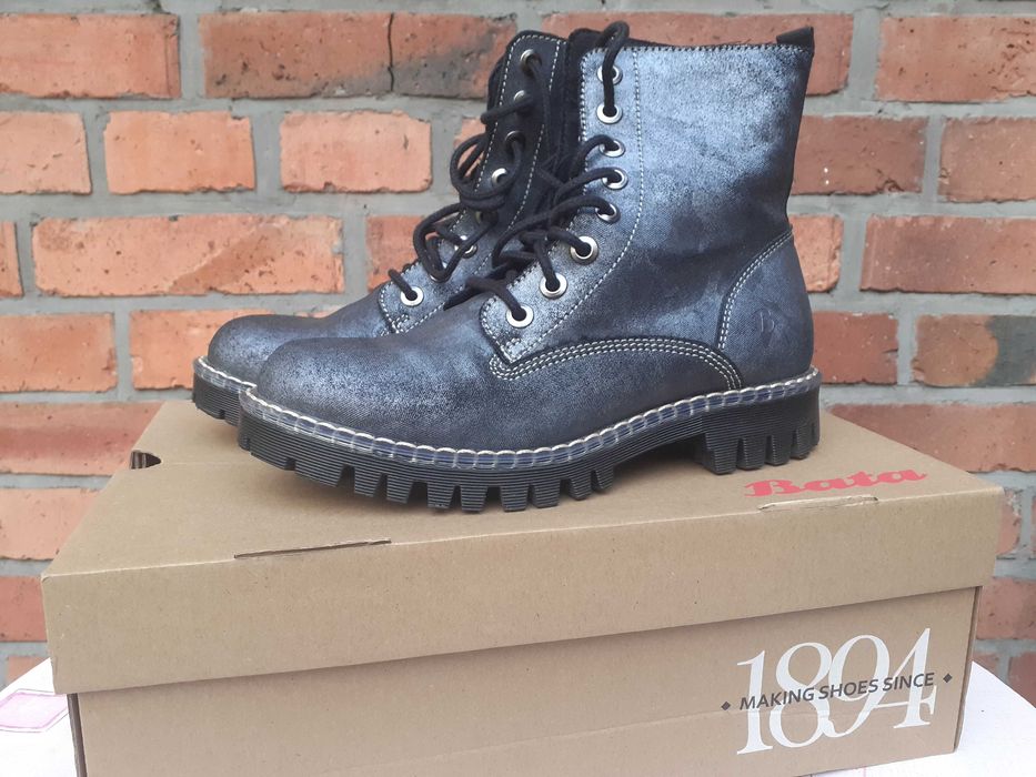 Nieużywane, skórzane botki marki Bata. Botki sa w świetnym stanie.