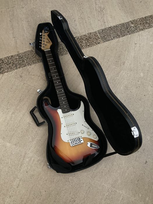 Guitarra Electrica + Hard case
