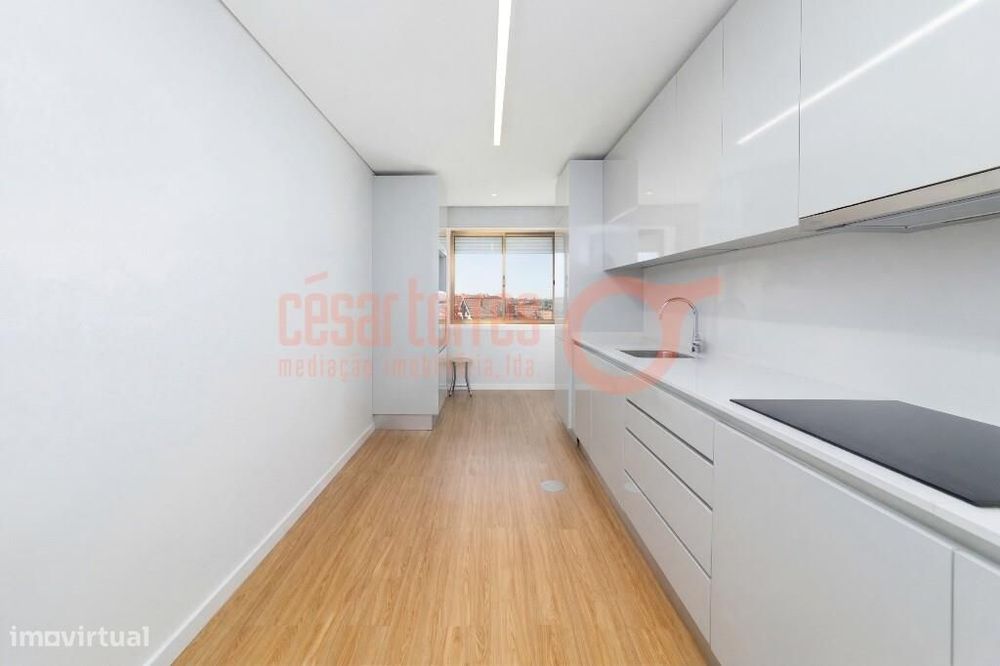 Apartamento T3 Miramar